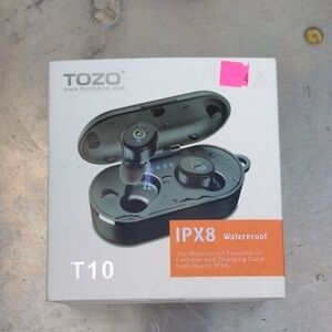 TOZO T10 Wireless Earbuds - Black NWT